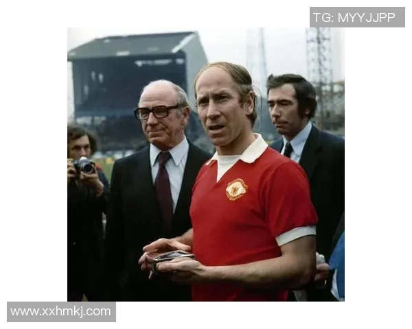 《为足球传奇谱写的旋律致敬那些永载史册的伟大球星》 《为足球传奇谱写的旋律致敬那些永载史册的伟大球星》